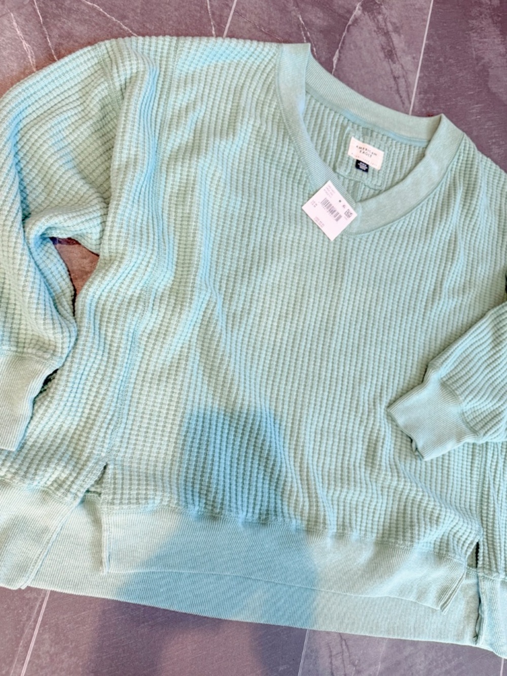 American Eagle Mint Green Waffle Knit V-Neck Pullover Sweater NWT Size M